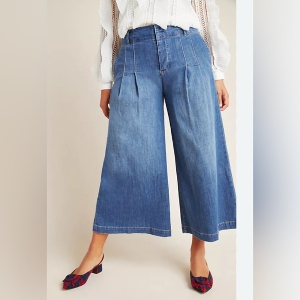 Anthropologie Pilcro Palazzo Pleated Wide-Leg Blue Denim Jeans size 2